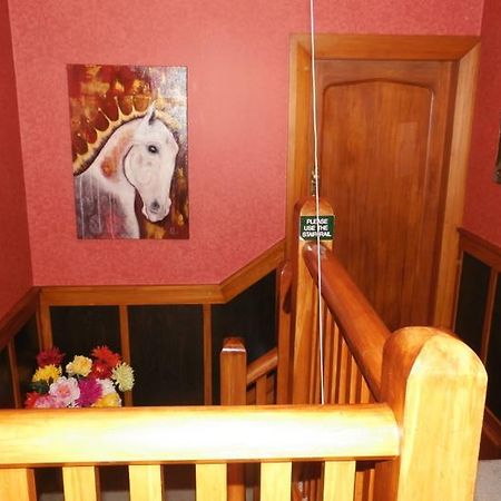 Highway House Bed And Breakfast Oamaru Esterno foto