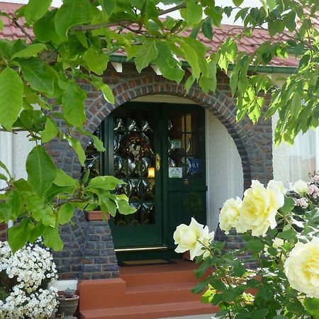 Highway House Bed And Breakfast Oamaru Esterno foto